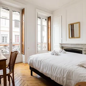 Appartement Dify Castries Quartier Ainay, Lyon